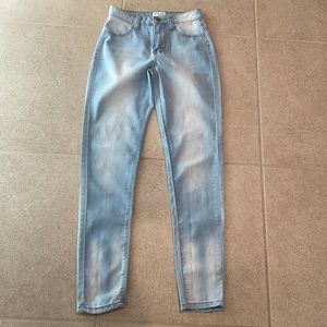 Lite wash stretchy GOGO JEANS, size 1